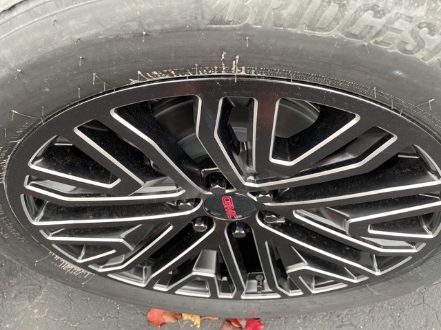 2026 GMC Yukon Elevation:26022