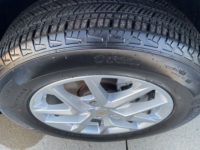 Photo of 2024 Chevrolet Equinox LT in Fremont, OH - 32,  2024 Chevrolet Equinox LT:FP9704