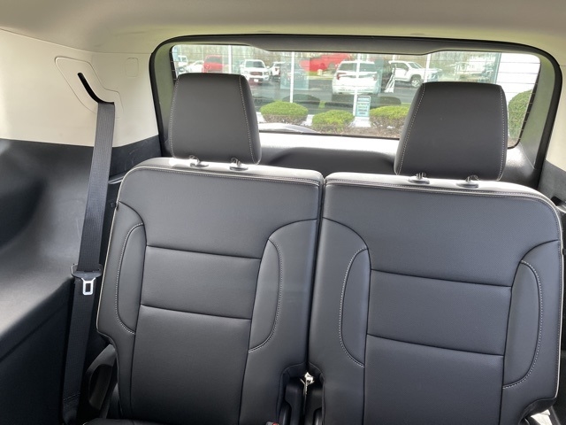 2023 GMC Acadia Denali:FP4332