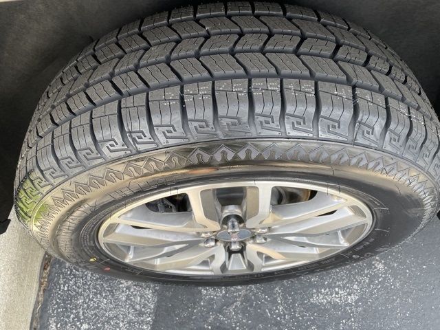 Photo of 2019 GMC Acadia SLE-2 in Fremont, OH - 34,  2019 GMC Acadia SLE-2:FP9971