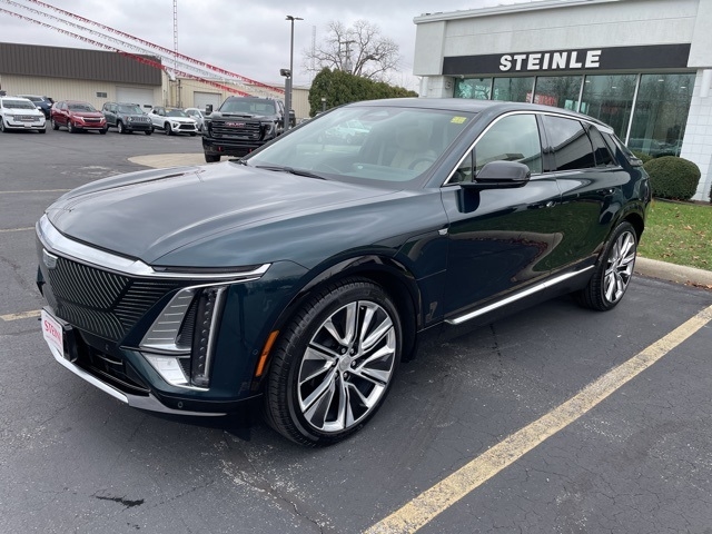 2024 Cadillac LYRIQ Luxury 3:FP6635