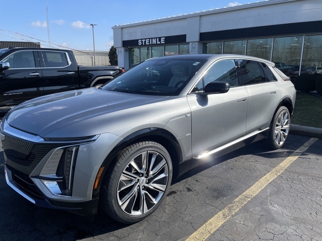 2025 Cadillac LYRIQ Luxury:25051