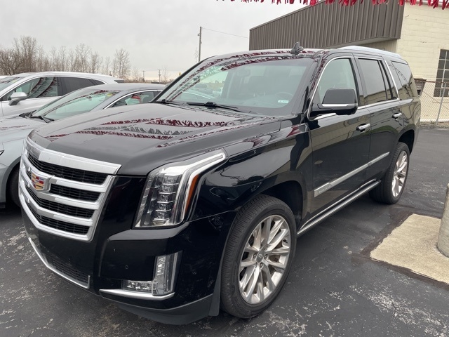 2018 Cadillac Escalade Premium Luxury:26024B