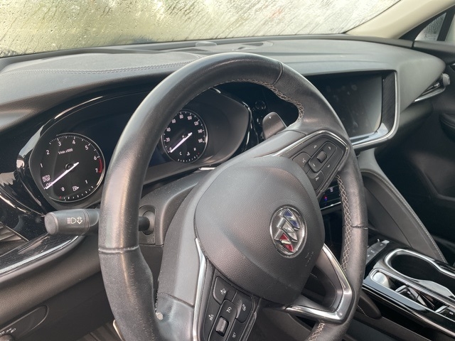 2023 Buick Envision Essence photo 3