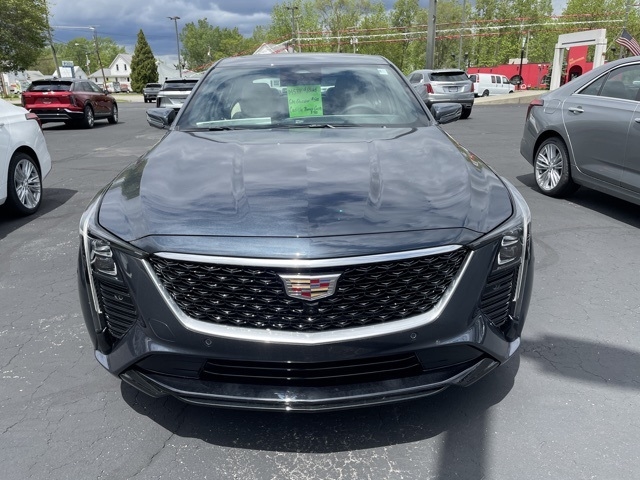 2025 Cadillac CT5 Premium Luxury photo 4