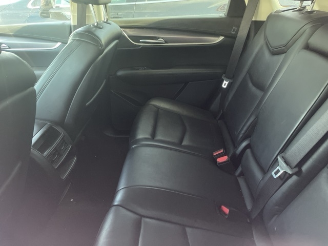 2017 Cadillac XT5 Luxury photo 4
