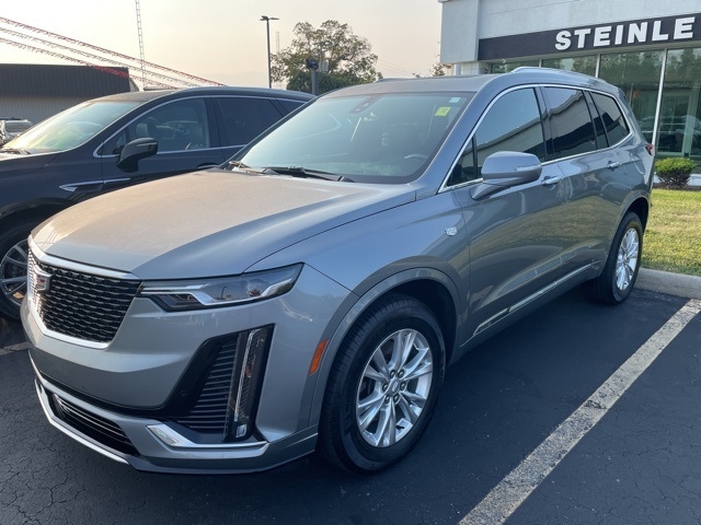 2023 Cadillac XT6 Luxury photo 3