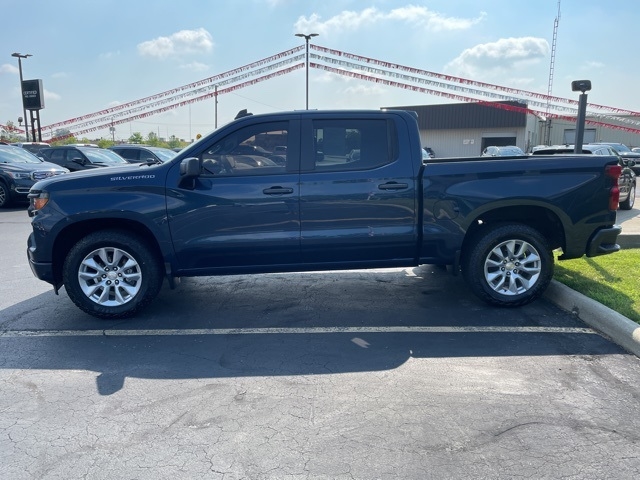 Photo of 2022 Chevrolet Silverado 1500 Custom in Fremont, OH - 4,  2022 Chevrolet Silverado 1500 Custom:FP1615
