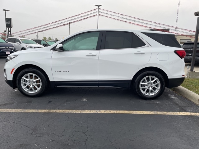 2024 Chevrolet Equinox LT photo 3