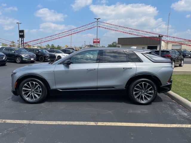 2024 Cadillac LYRIQ Sport 1:FP0650