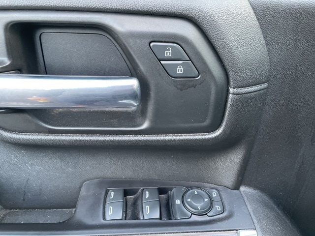 Photo of 2019 Chevrolet Silverado 1500 LT in Fremont, OH - 5,  2019 Chevrolet Silverado 1500 LT:FP26771