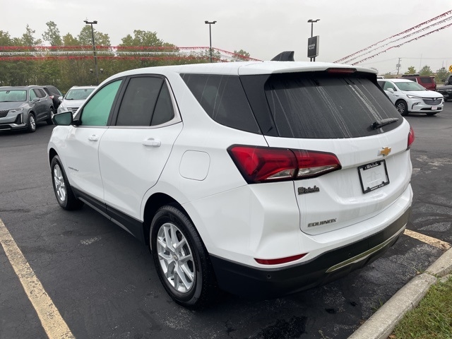 2024 Chevrolet Equinox LT photo 4