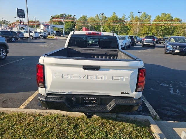 2023 Chevrolet Colorado Work Truck photo 6