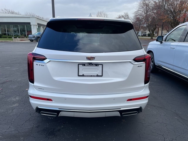 2025 Cadillac XT6 Premium Luxury:25102