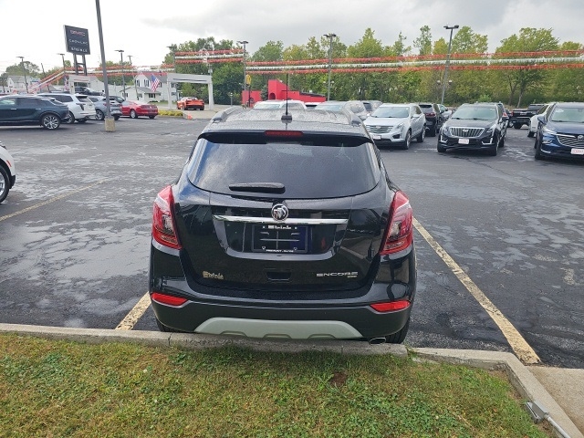 2022 Buick Encore Preferred:FP9819