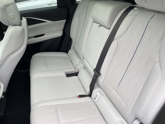 2024 Cadillac LYRIQ Luxury 1:FP6635A