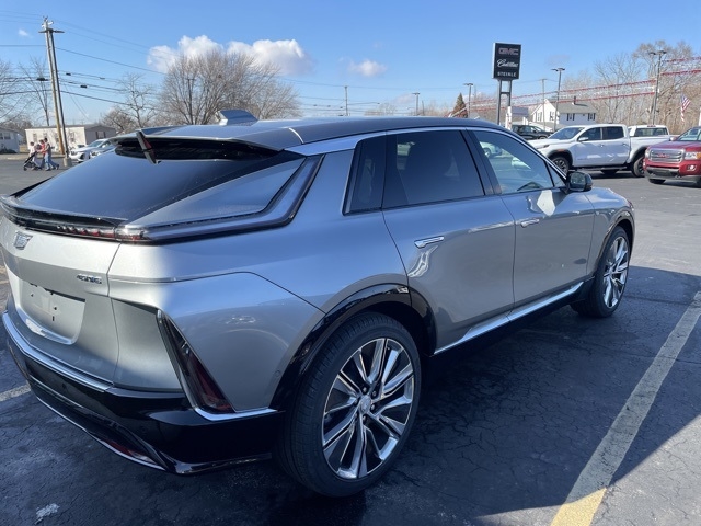 2025 Cadillac LYRIQ Luxury:25051