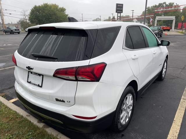 Photo of 2022 Chevrolet Equinox LT in Fremont, OH - 7,  2022 Chevrolet Equinox LT:FP5289