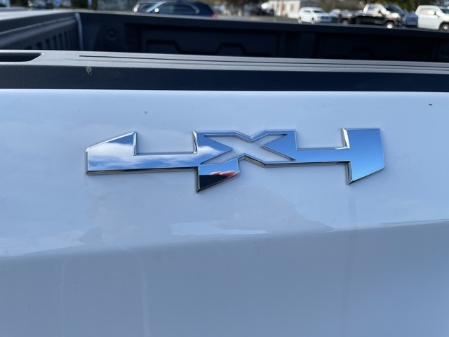 2025 GMC Sierra 1500 Pro:25101