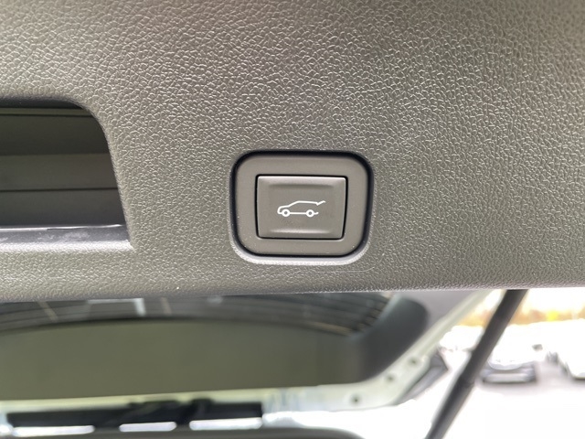 2026 GMC Acadia Elevation:26028