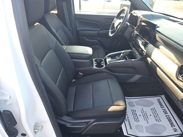 2023 Chevrolet Colorado Work Truck photo 9