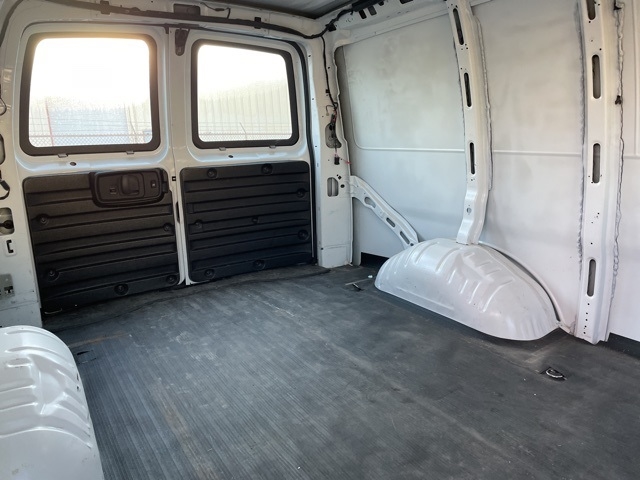 2022 Chevrolet Express 2500 Work Van Cargo:FP3425