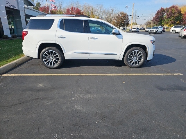 2023 GMC Acadia Denali:FP4332