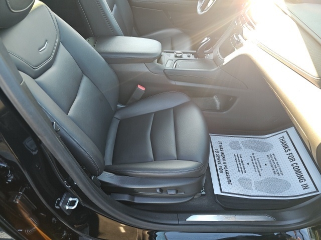 2022 Cadillac XT5 Luxury photo 8