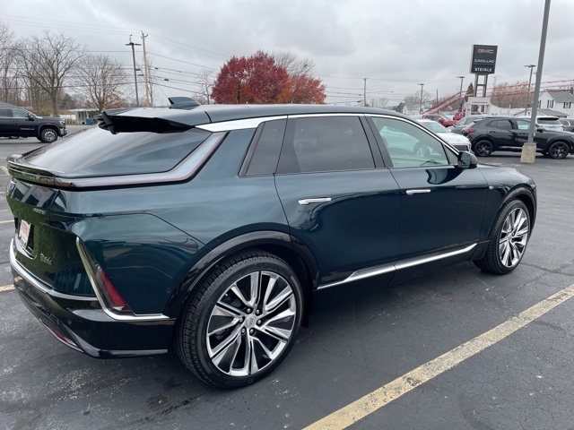 2024 Cadillac LYRIQ Luxury 3:FP6635