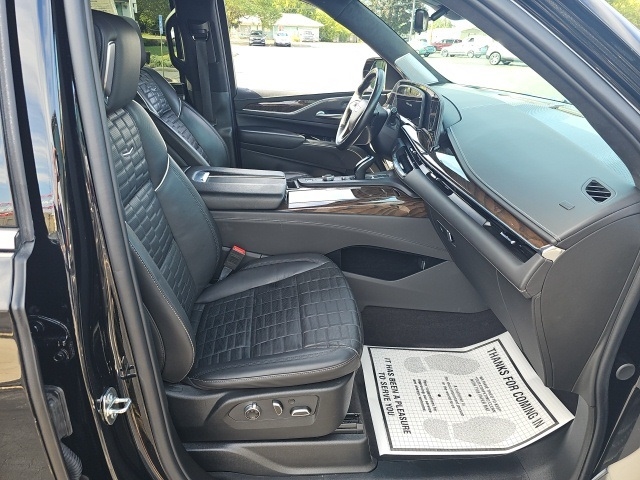 2024 Cadillac Escalade ESV Premium Luxury Platinum:25089A