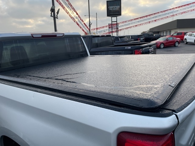 Photo of 2019 Chevrolet Silverado 1500 LT in Fremont, OH - 9,  2019 Chevrolet Silverado 1500 LT:FP26771