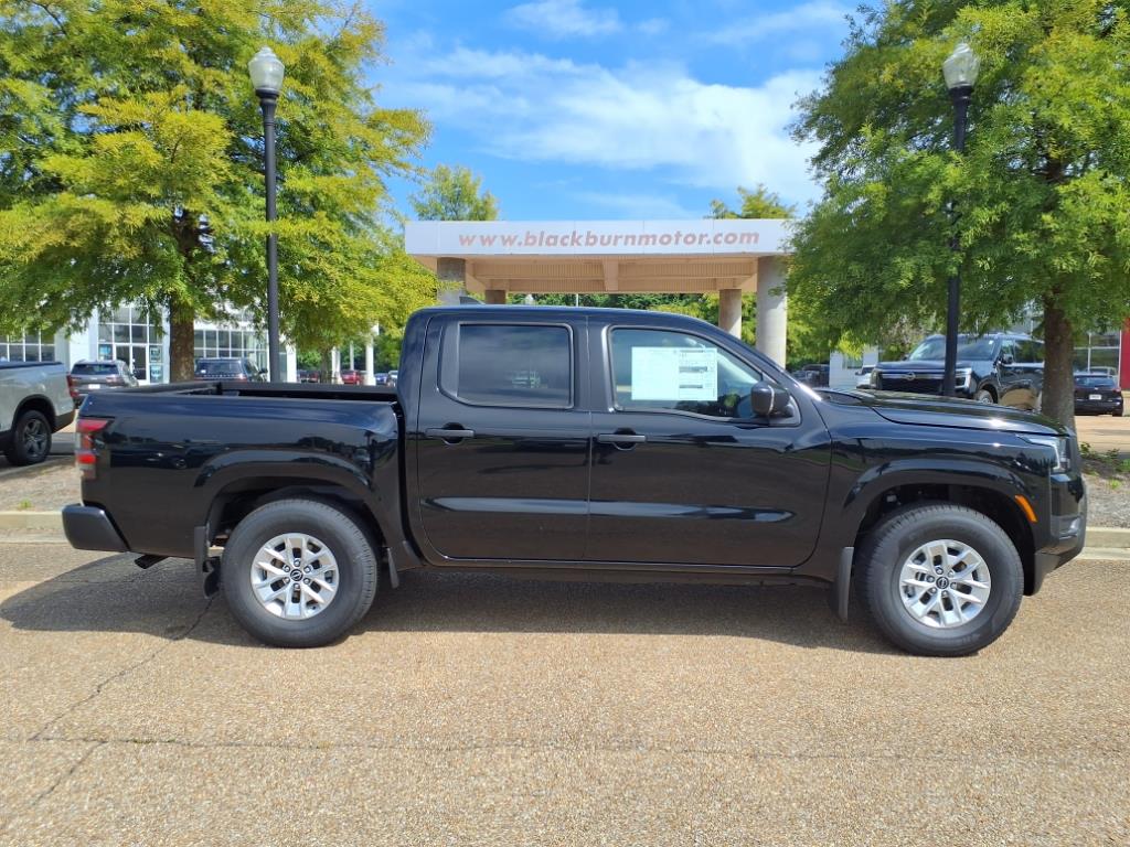 2025 Nissan Frontier S
