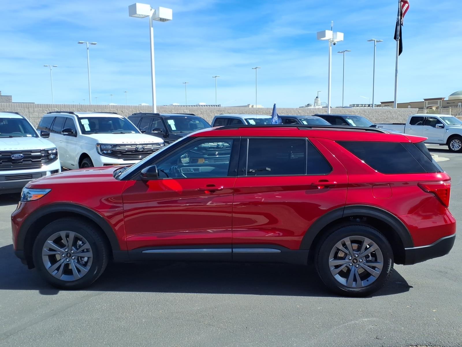 View vehicle photo 7