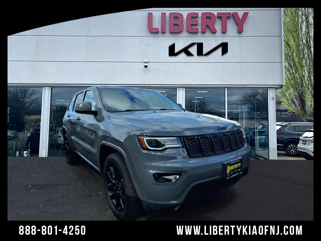 2020 Jeep Grand Cherokee Laredo