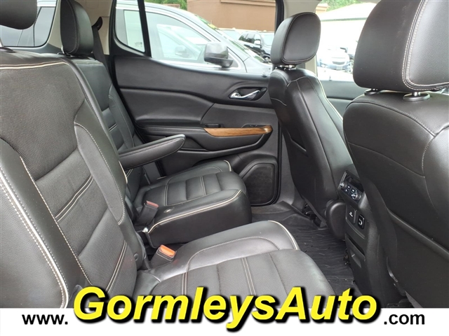 2017 GMC Acadia Denali:157830P