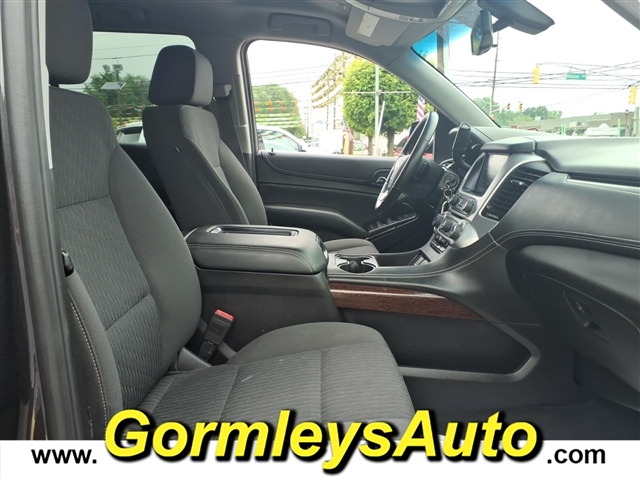 2017 GMC Yukon SLE:323368P