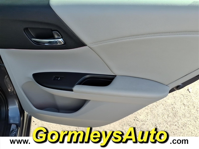 2017 Honda Accord EX-L V6:004472P