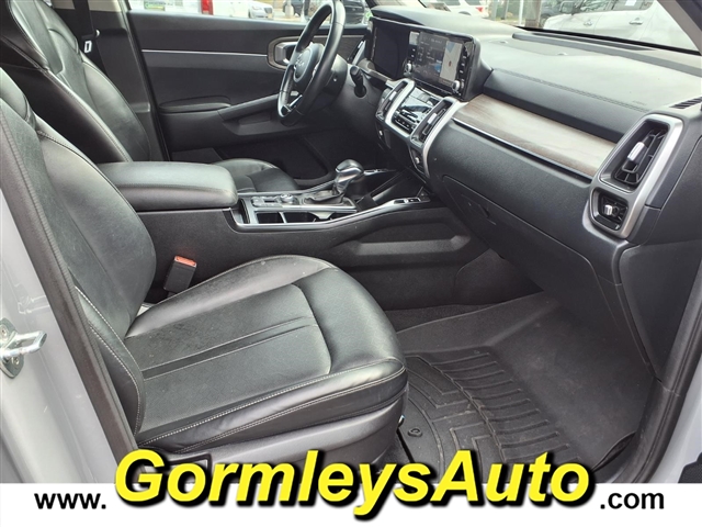 2022 Kia Sorento EX:107719P