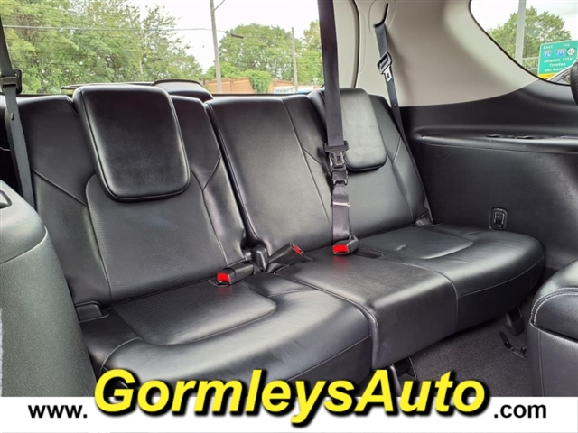 2017 Nissan Armada Platinum:705464P