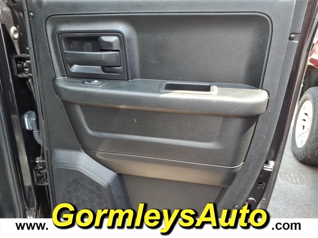 2017 RAM 1500 Express:826863P