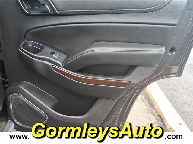 2017 GMC Yukon SLE:323368P