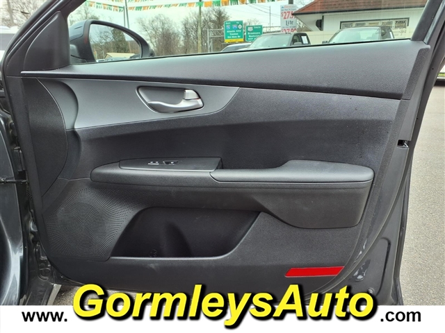 2021 Kia Forte LXS:392085P