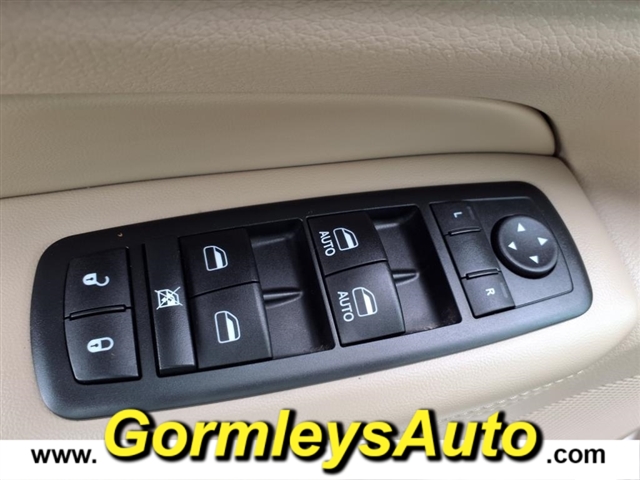 2014 Jeep Grand Cherokee Laredo photo 12