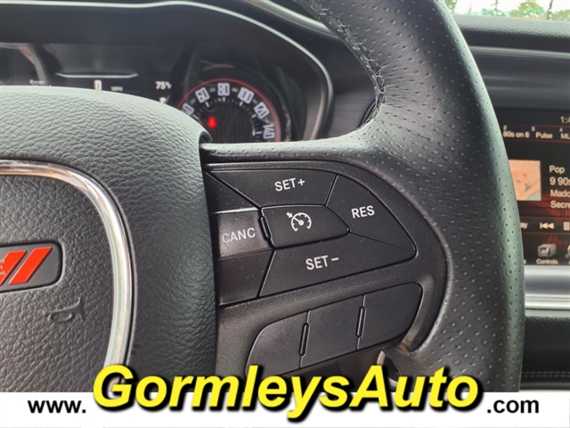 2016 Dodge Challenger SXT Plus:353452P