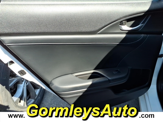 2021 Honda Insight Touring:009087P