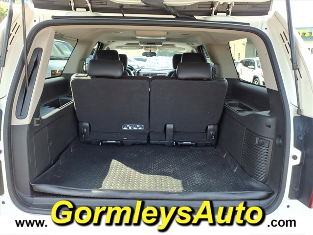 2014 Chevrolet Suburban LTZ photo 13