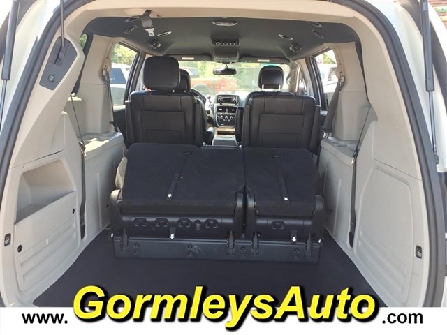 2017 Dodge Grand Caravan SXT:596059P