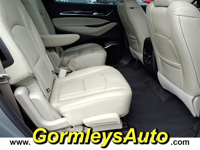 2019 Buick Enclave Premium:157239P