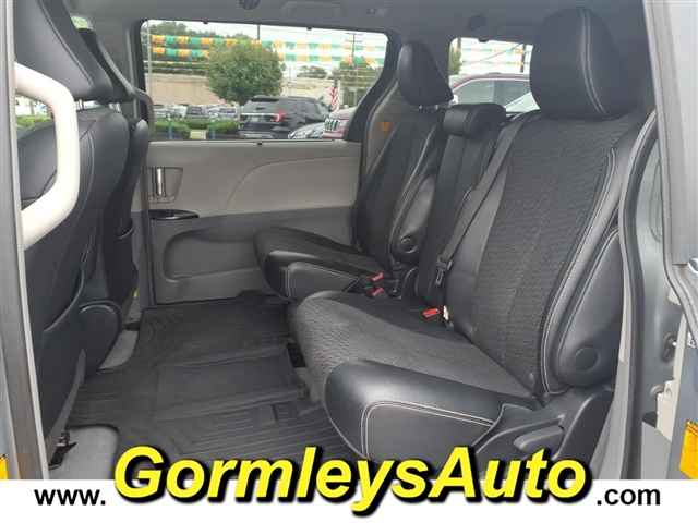 2013 Toyota Sienna SE 8-Passenger:359465P