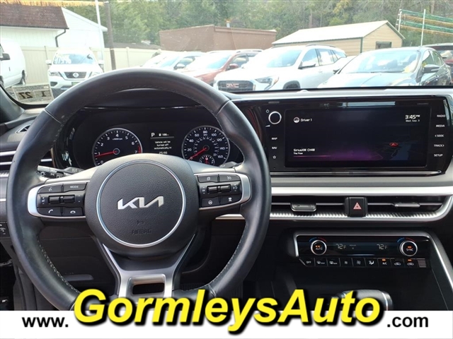 2022 Kia K5 GT-Line photo 13